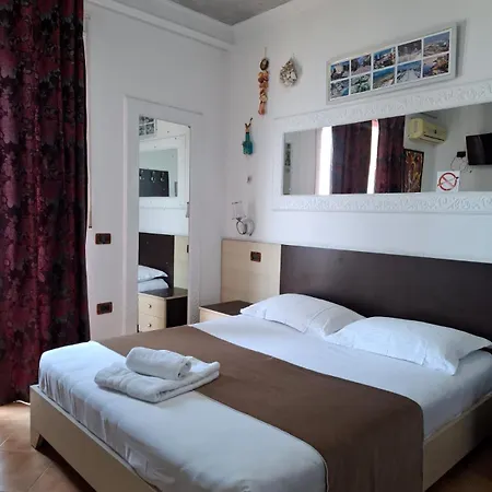 Artenisi's Sea Side Apartmán Durrës