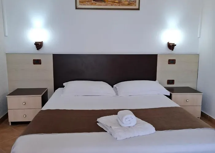 Artenisi's Sea Side Apartment