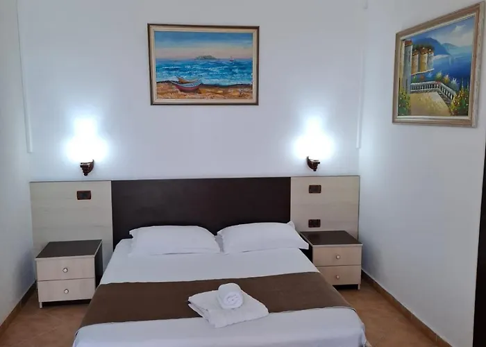 Artenisi's Sea Side Apartment Durres
