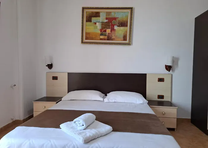 Artenisi's Sea Side Apartment *