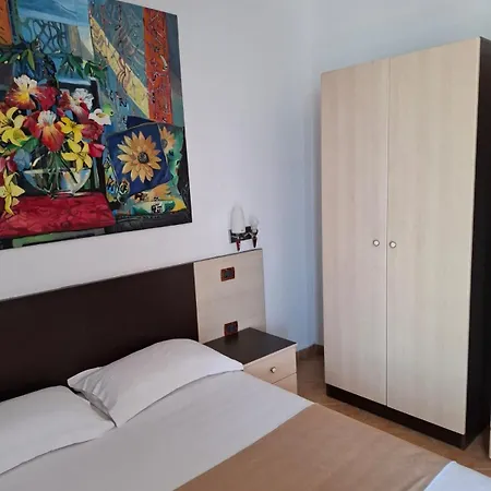 شقة Artenisi's Sea Side دراس